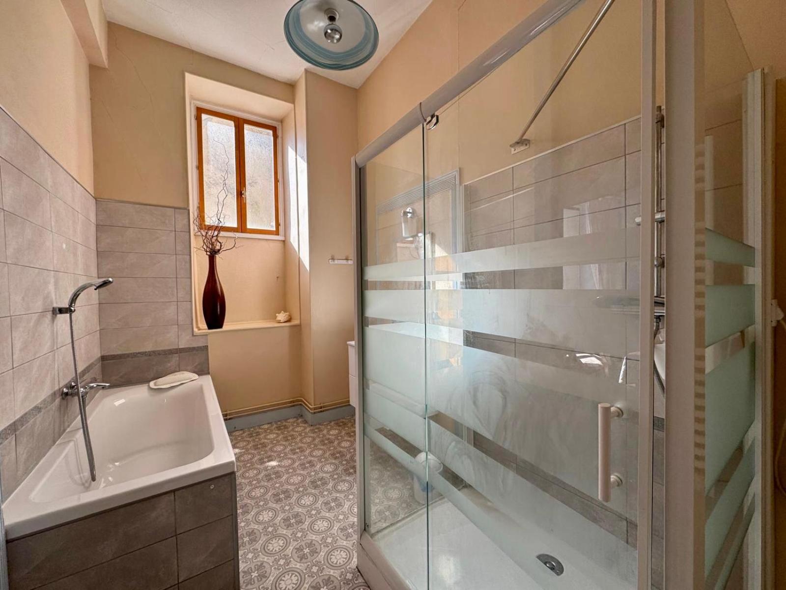 L'Escapade Place Voltaire Vermenton Kamer foto